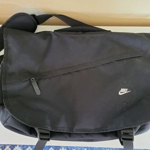 chanel 19 maxi bolsa